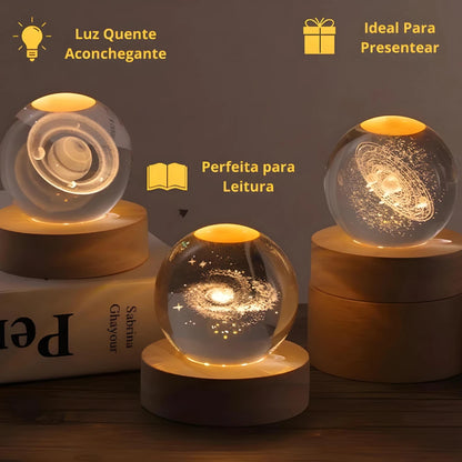 Luminária de Mesa Bola de Cristal Galáxia LED Base de Madeira