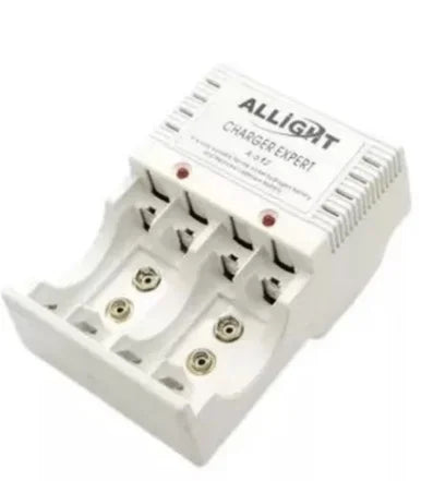 Kit Carregador com Pilhas Recarregáveis AA e AAA