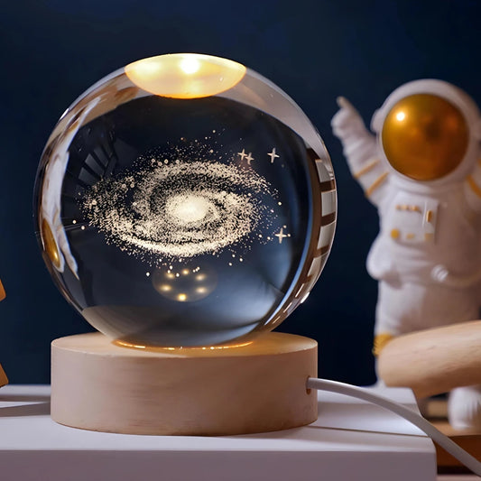 Luminária de Mesa Bola de Cristal Galáxia LED Base de Madeira